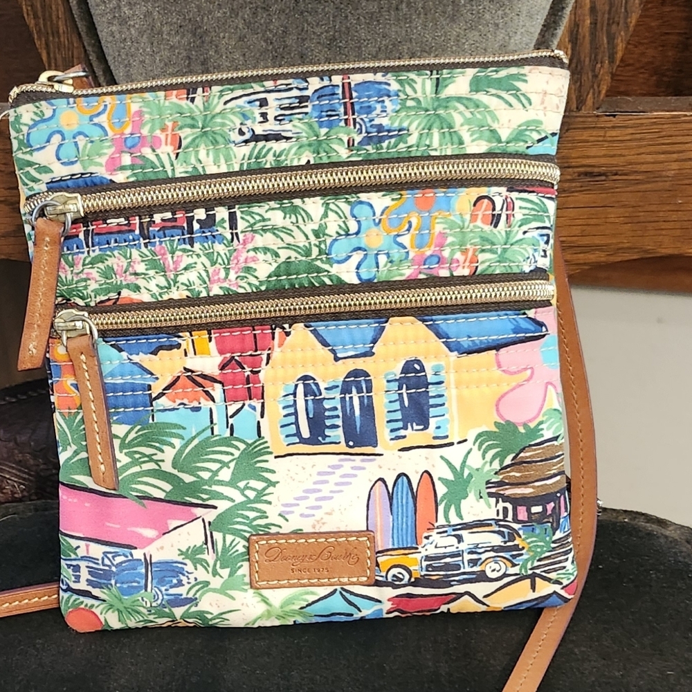 Dooney & Bourke Sand Bar Tripple Ziper Colorful Tropical Crossbody Bag